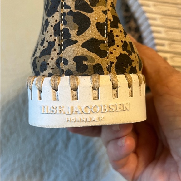Ilse Jacobsen Tan and Black Leopard Slip-Ons - Picture 4 of 9